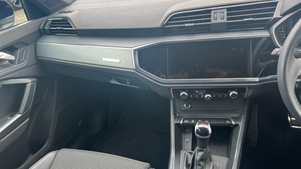 Used Audi Q3 2023 for sale - 76176319: Photo 13