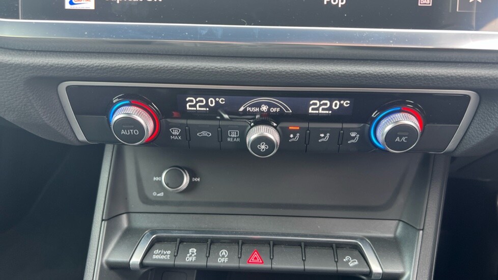 Used Audi Q3 2023 for sale - 76176319: Photo 35