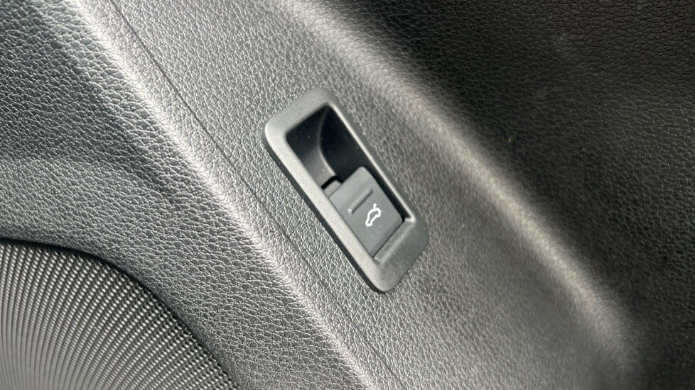 Used Audi Q3 2023 for sale - 76176319: Photo 57