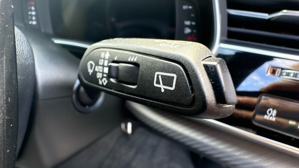 Used Audi RS Q8 2023 for sale - 76168828: Photo 30