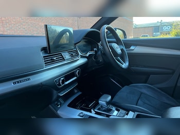 Used Audi Q5 2022 for sale - 76630261: Photo