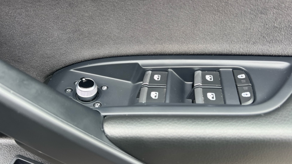 Used Audi Q5 2024 for sale - 76851145: Photo 28