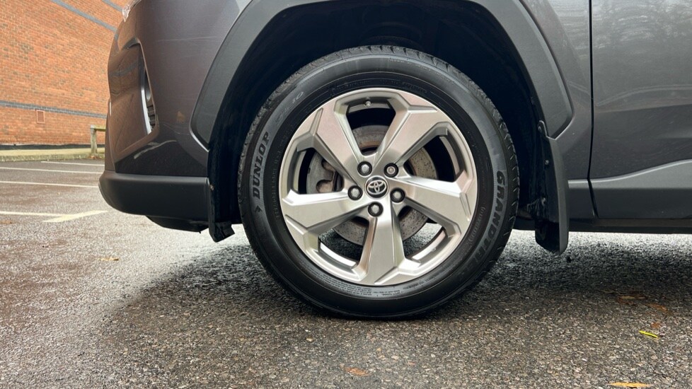 Used Toyota RAV4 2020 for sale - 76589907: Photo 17