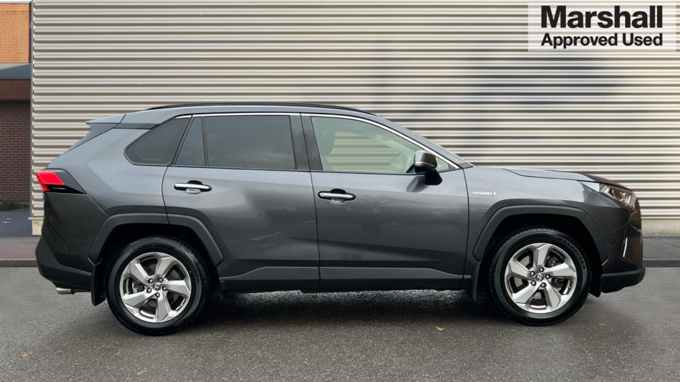 Used Toyota RAV4 2020 for sale - 76589907: Photo 2