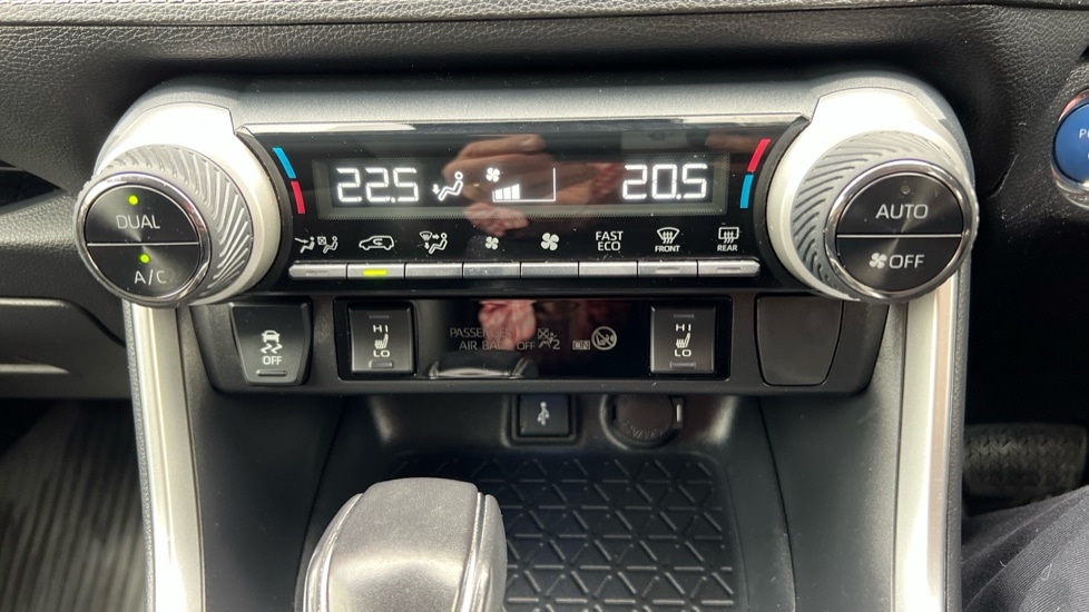 Used Toyota RAV4 2020 for sale - 76589907: Photo 39