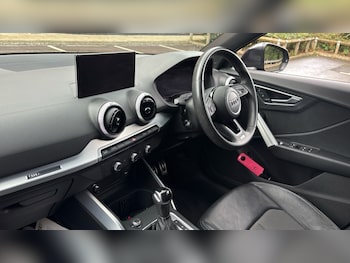 Used Audi Q2 2021 for sale - 75902258: Photo