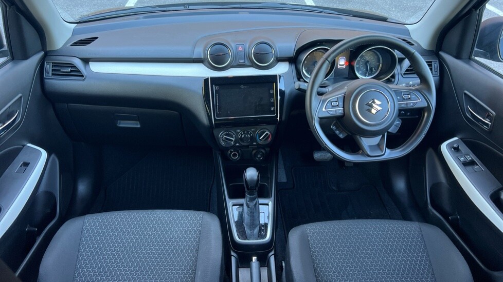 Used Suzuki Swift 2023 for sale - 76180169: Photo 11