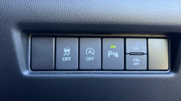 Used Suzuki Swift 2023 for sale - 76180169: Photo 37