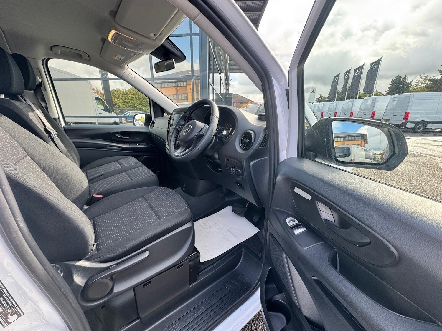 Used Mercedes-Benz Vito for sale - 77174433: Photo 23