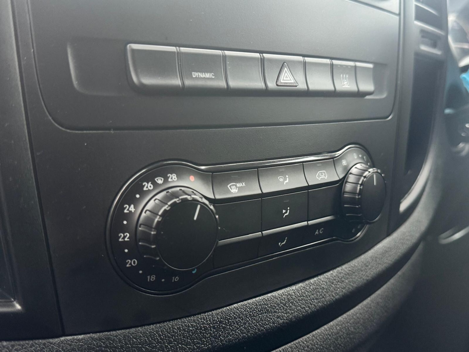 Used Mercedes-Benz Vito 2023 for sale - 77387062: Photo 27