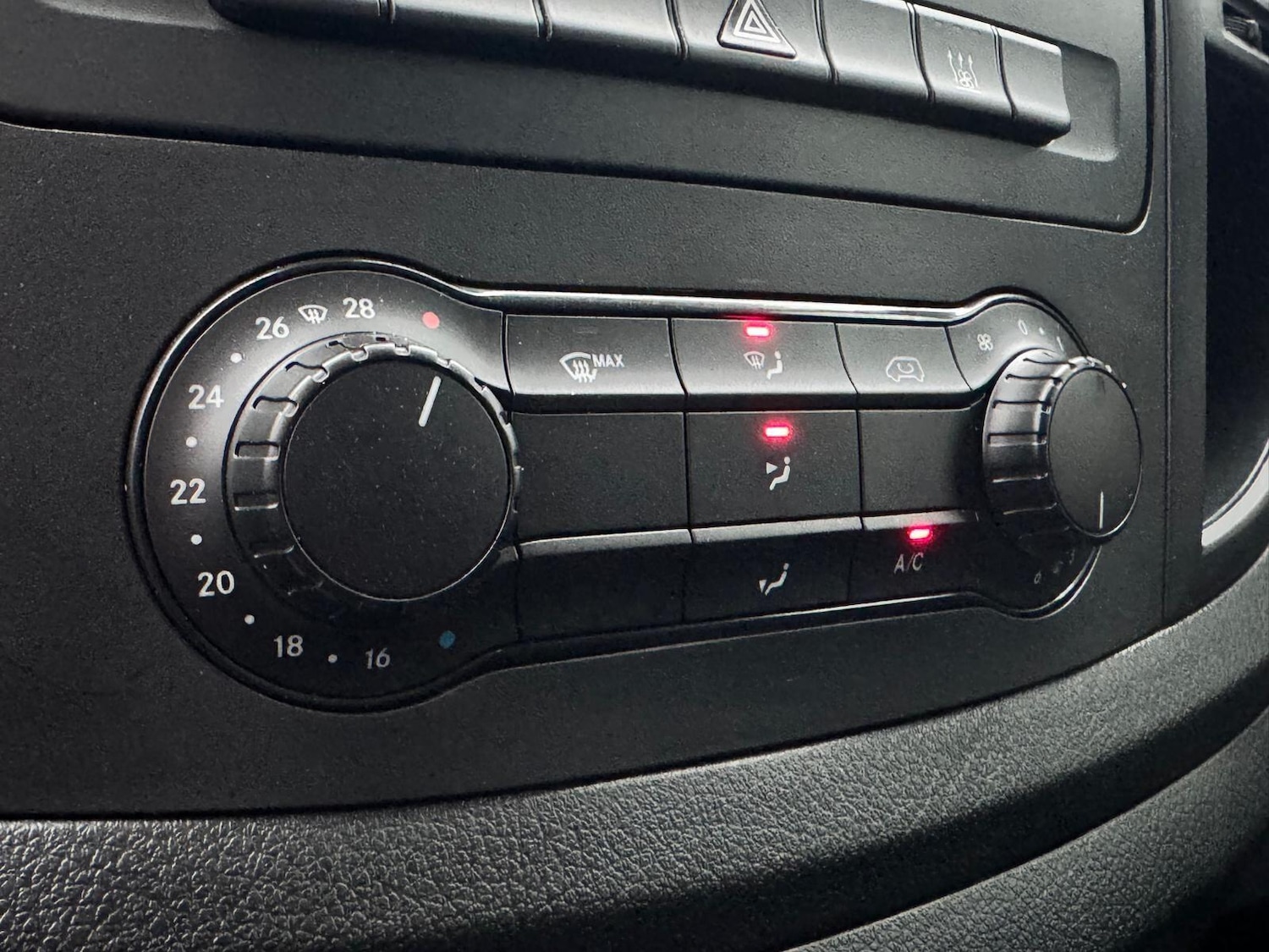 Used Mercedes-Benz Vito 2023 for sale - 77174432: Photo 37