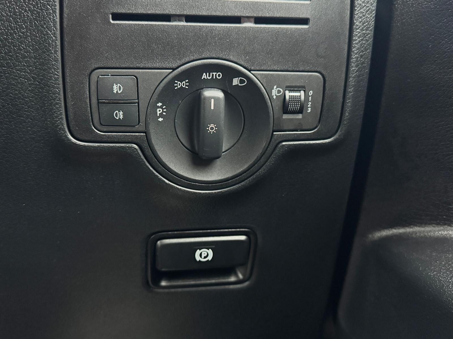 Used Mercedes-Benz Vito 2023 for sale - 77174432: Photo 41