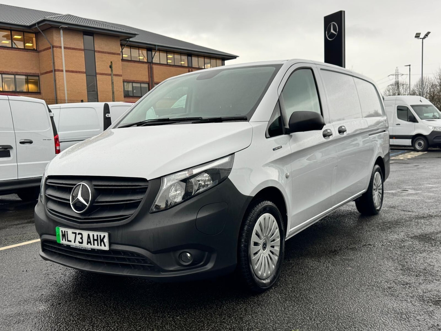 Used Mercedes-Benz Vito 2023 for sale - 77174432: Photo 5