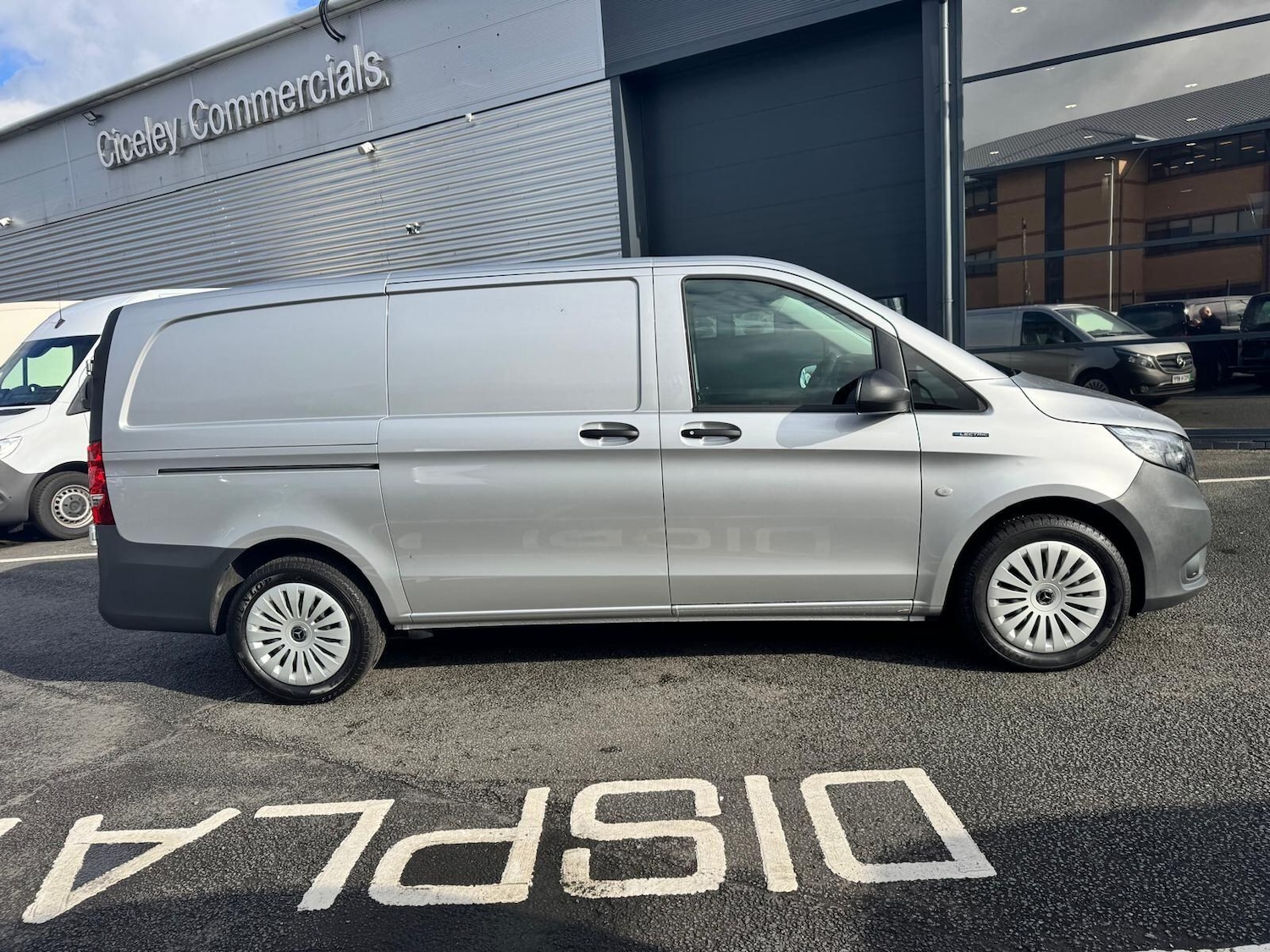 Used Mercedes-Benz Vito 2024 for sale - 76349170: Photo 10