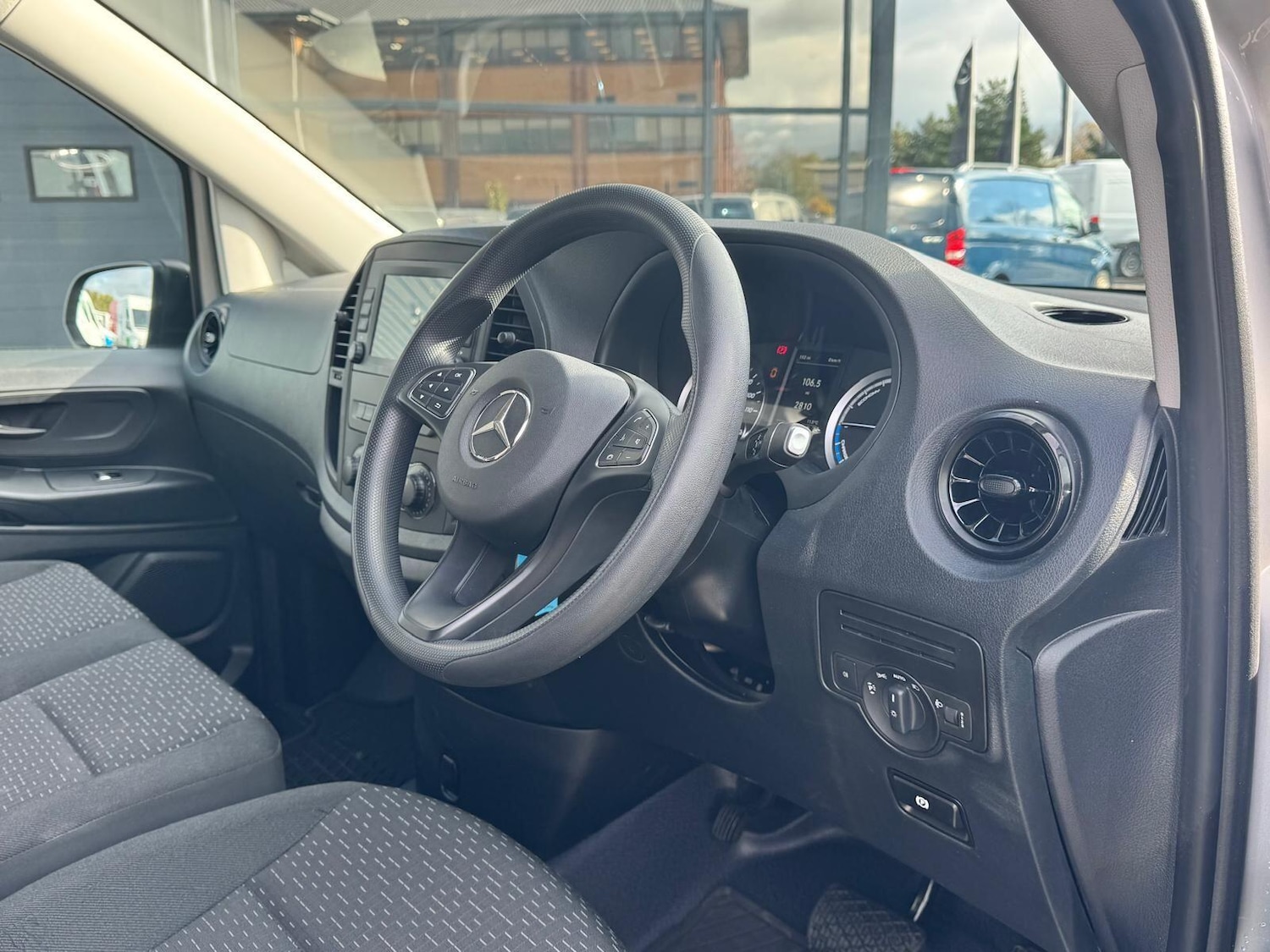 Used Mercedes-Benz Vito 2024 for sale - 76349170: Photo 26