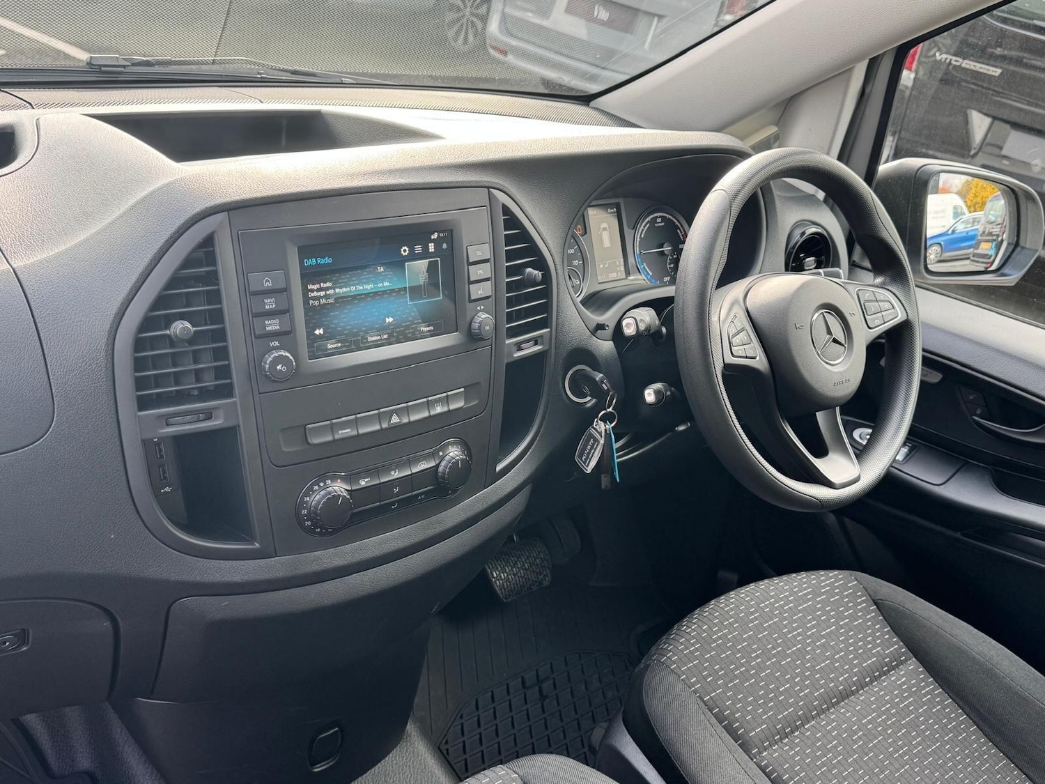 Used Mercedes-Benz Vito 2024 for sale - 76349170: Photo 29