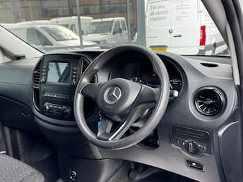 Used Mercedes-Benz Vito 2021 for sale - 79645769: Photo