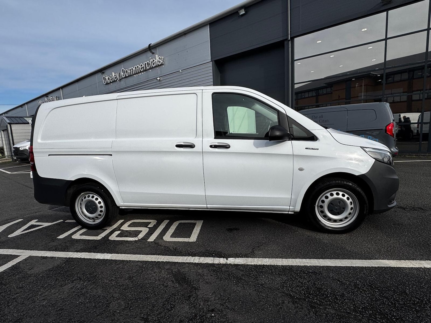 Used Mercedes-Benz Vito 2021 for sale - 77585713: Photo 10