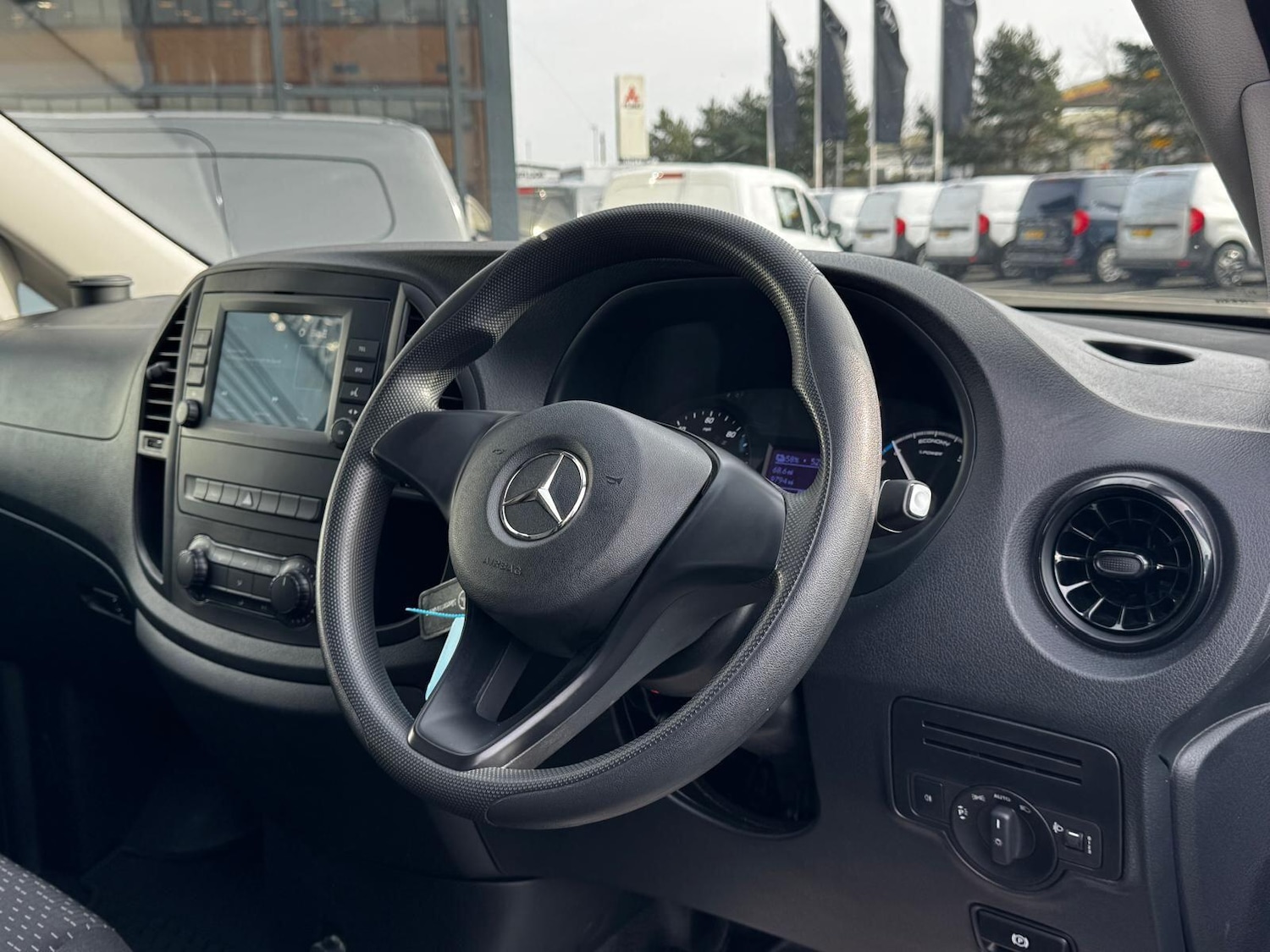 Used Mercedes-Benz Vito 2021 for sale - 77585713: Photo 18