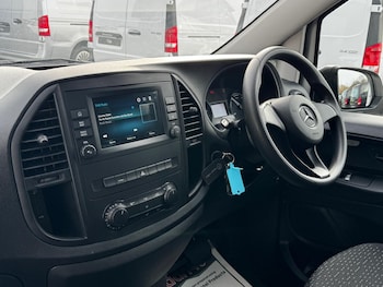 Used Mercedes-Benz Vito 2021 for sale - 77585713: Photo