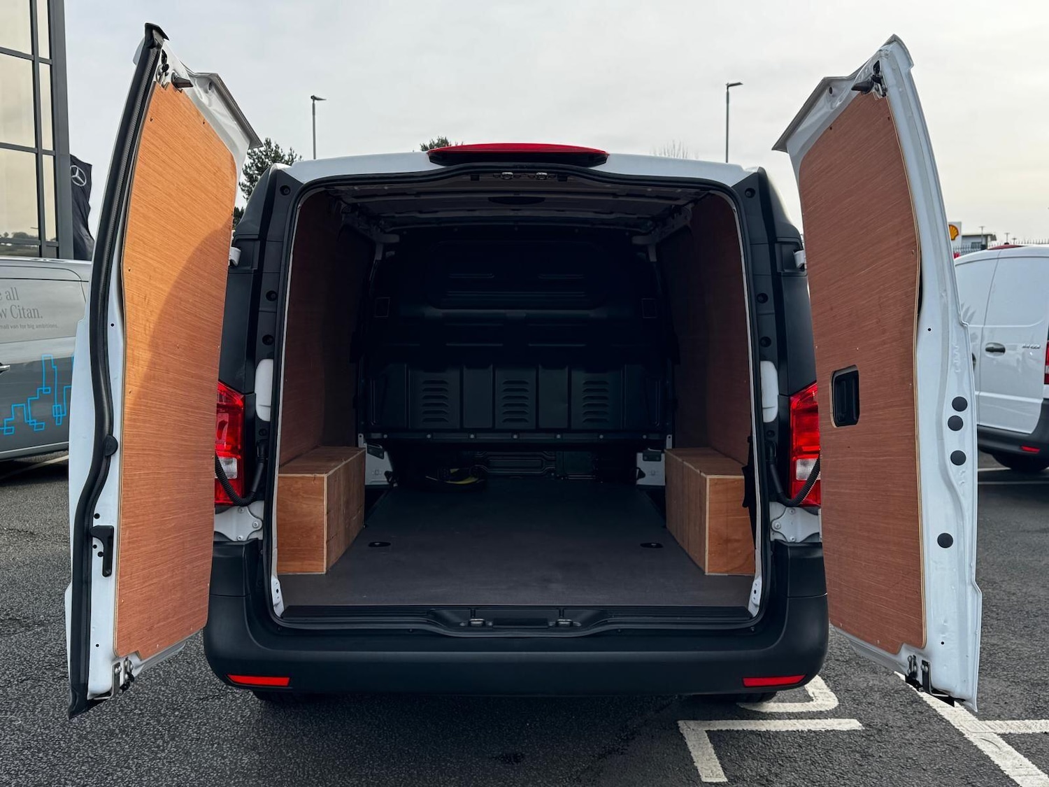 Used Mercedes-Benz Vito 2021 for sale - 77585713: Photo 36