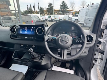 Used Mercedes-Benz Sprinter 2025 for sale - 76361256: Photo