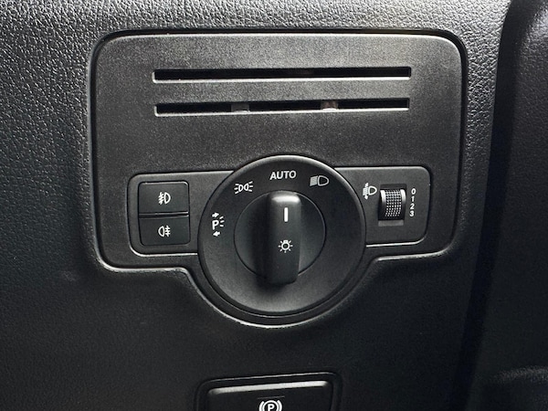 Used Mercedes-Benz Vito 2023 for sale - 76188480: Photo 32