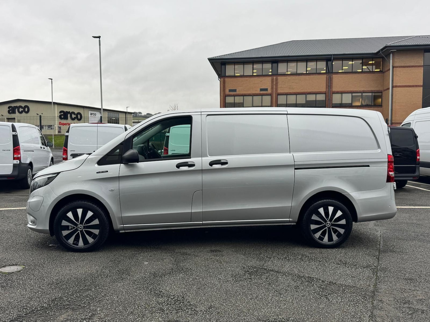 Used Mercedes-Benz Vito 2023 for sale - 77174430: Photo 10