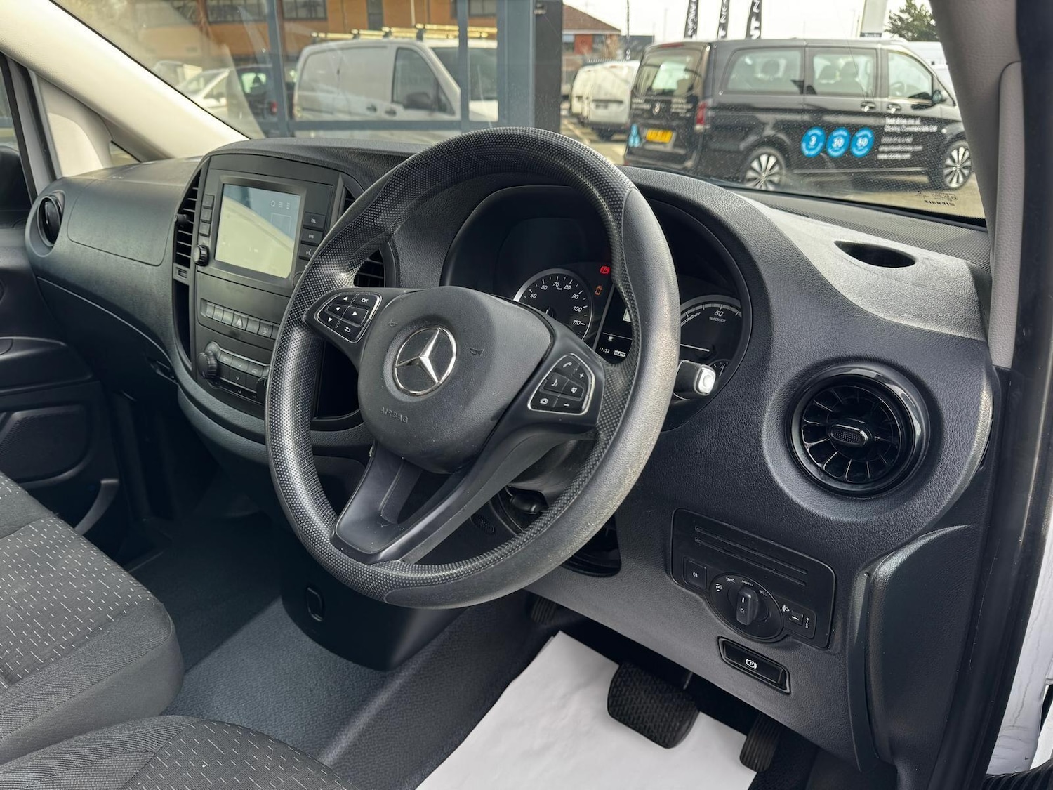 Used Mercedes-Benz Vito 2022 for sale - 78071819: Photo 2