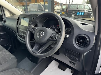Used Mercedes-Benz Vito 2022 for sale - 78071819: Photo