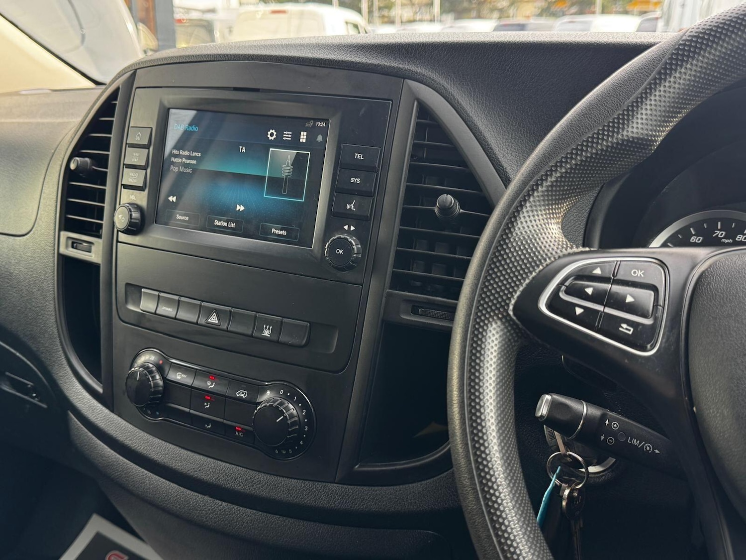 Used Mercedes-Benz Vito 2022 for sale - 77646262: Photo 22