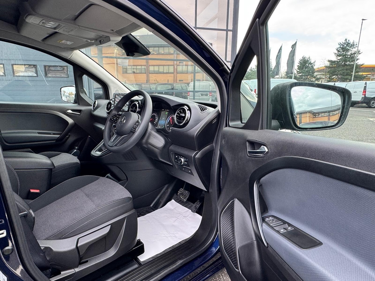 Used Mercedes-Benz Citan 2025 for sale - 76513327: Photo 28