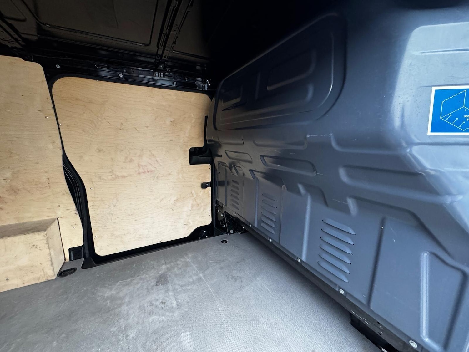 Used Mercedes-Benz Vito 2019 for sale - 77696237: Photo 32