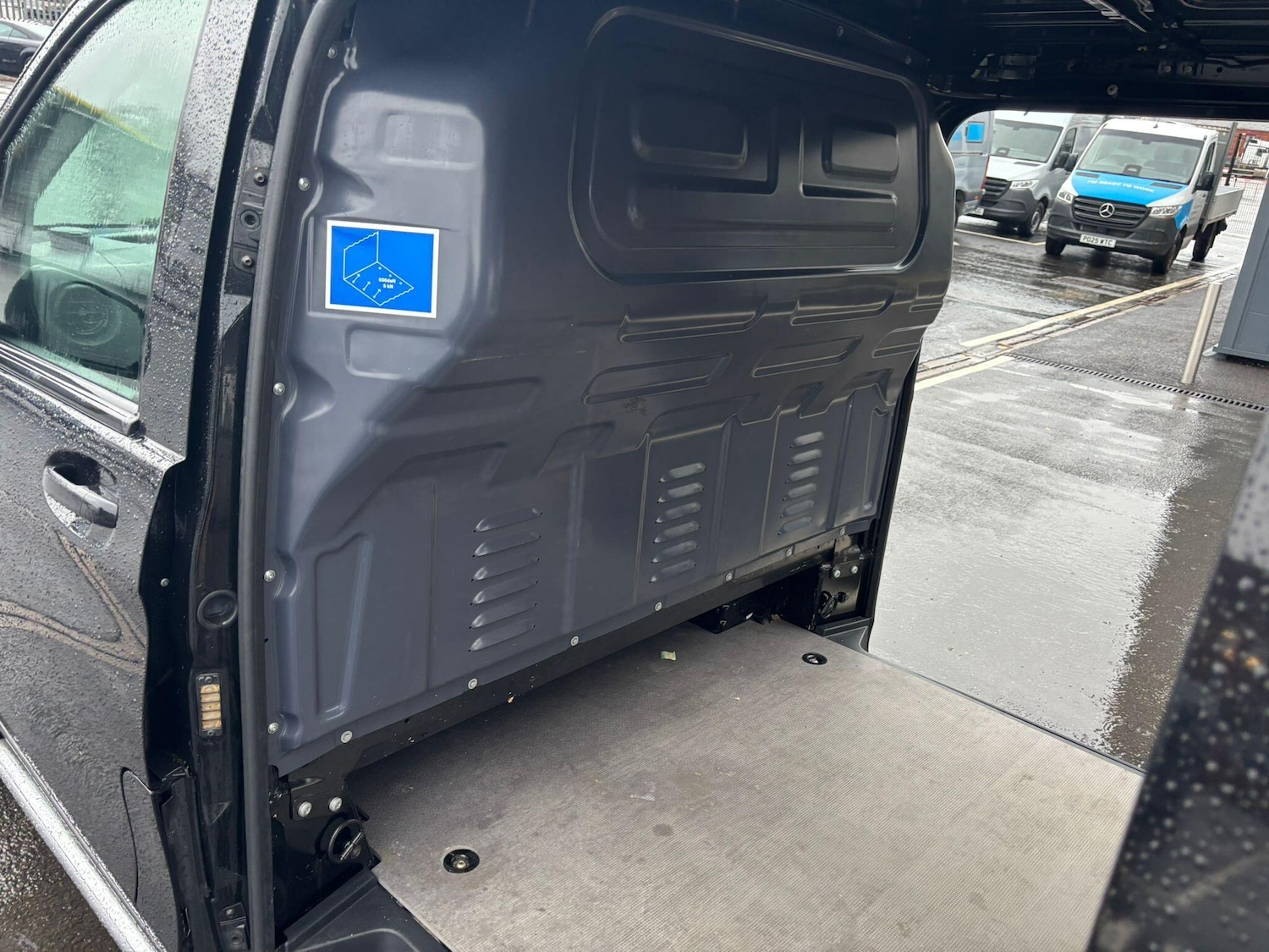 Used Mercedes-Benz Vito 2019 for sale - 77345271: Photo 15