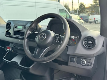 Used Mercedes-Benz Sprinter 2019 for sale - 77016604: Photo