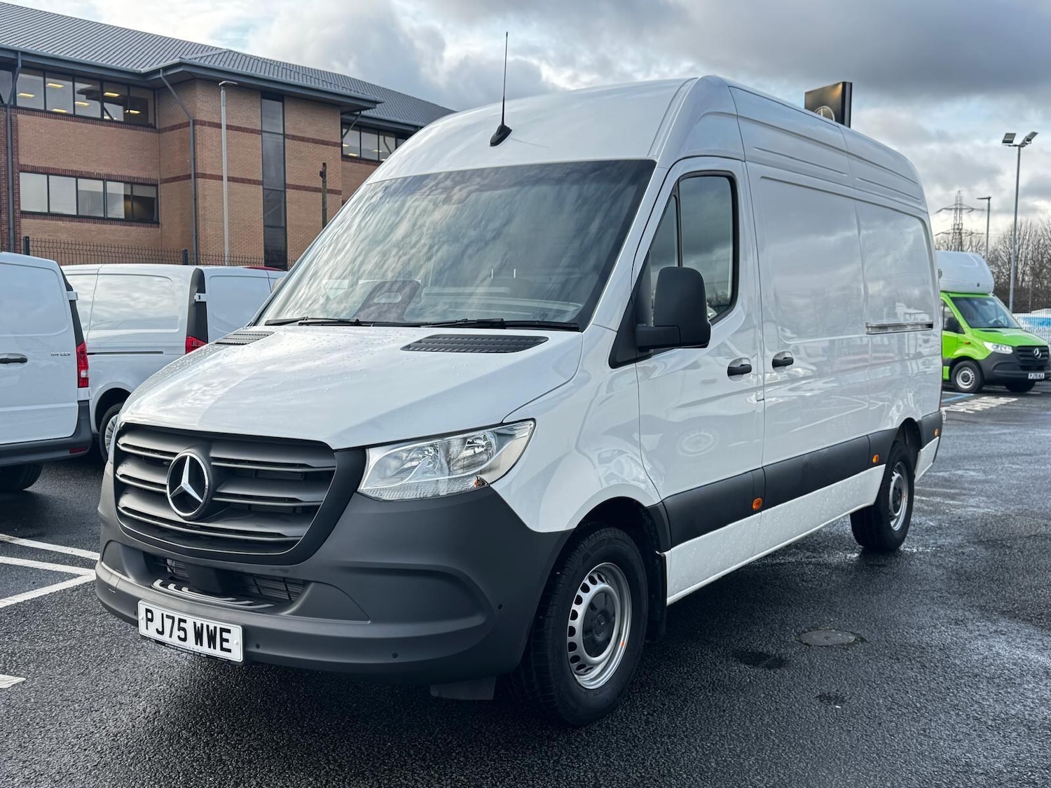 Used Mercedes-Benz Sprinter 2025 for sale - 77587287: Photo 5