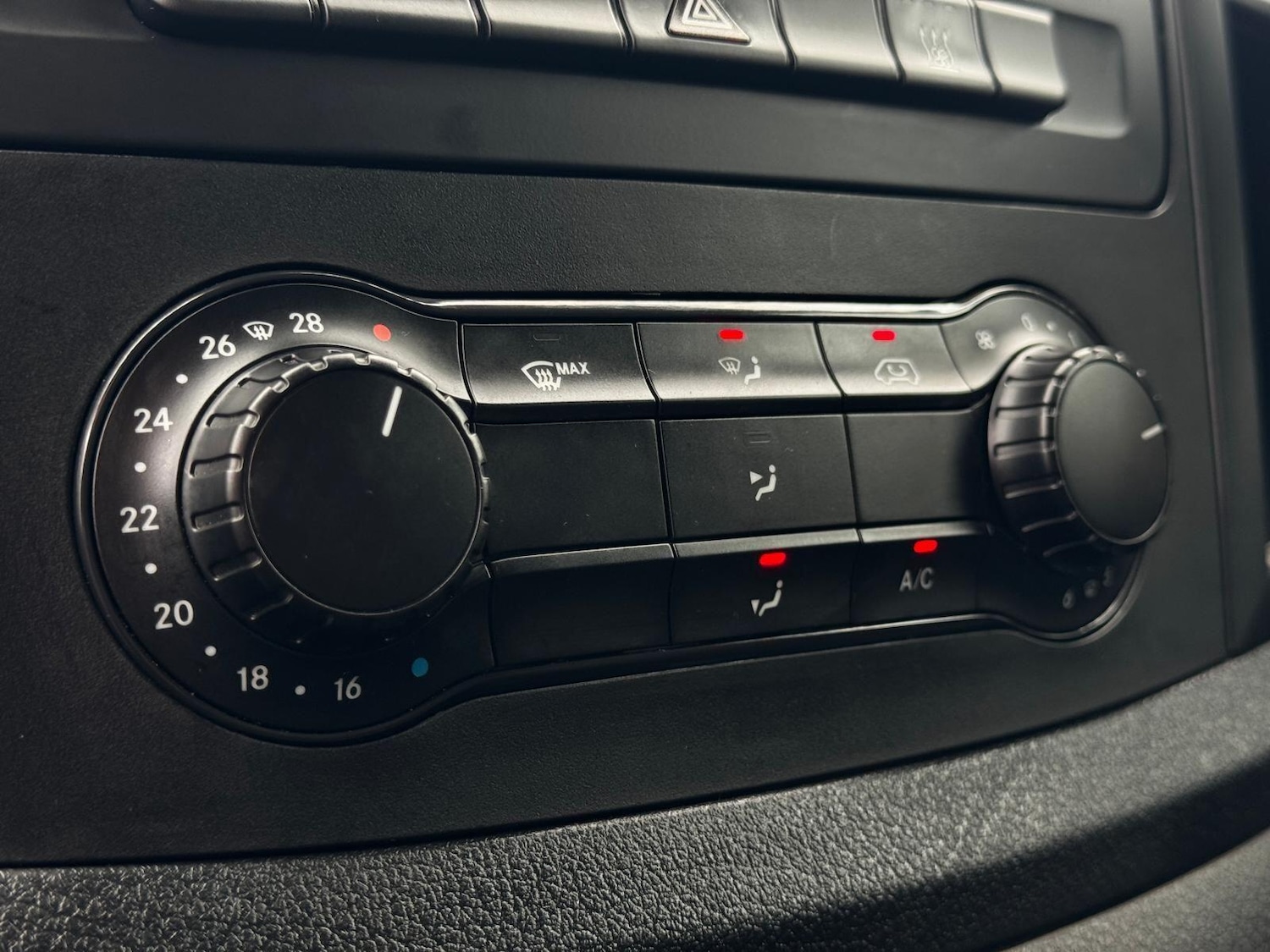 Used Mercedes-Benz Vito 2023 for sale - 78184379: Photo 33