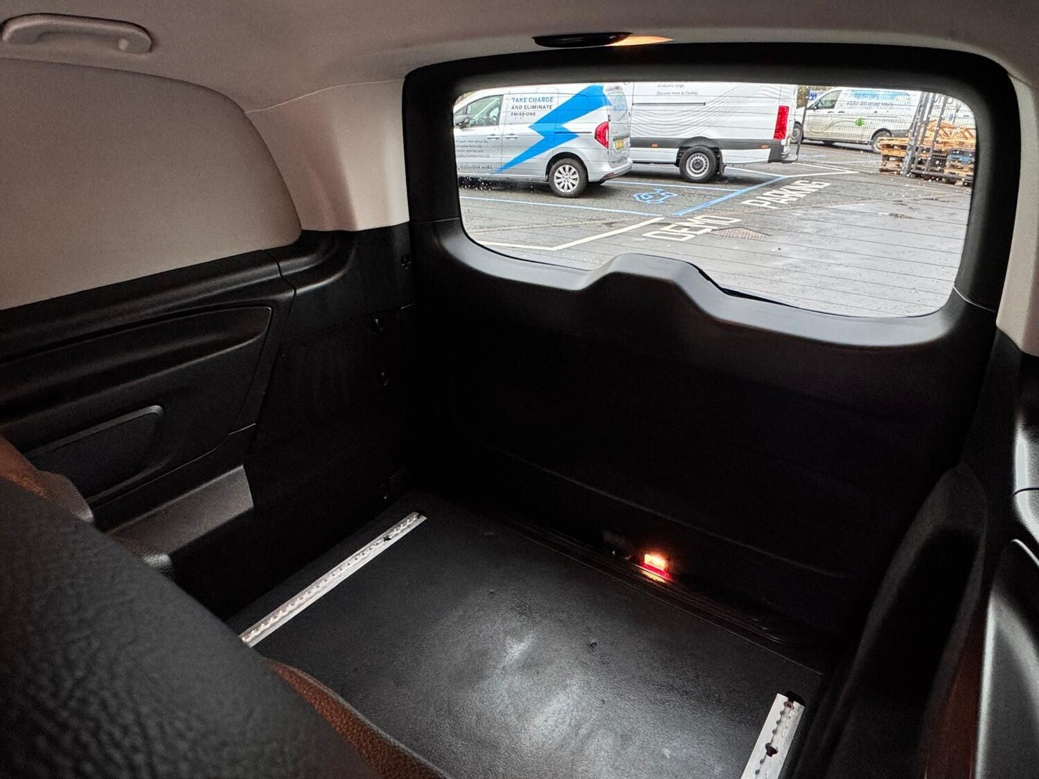 Used Mercedes-Benz Vito 2021 for sale - 76473111: Photo 47