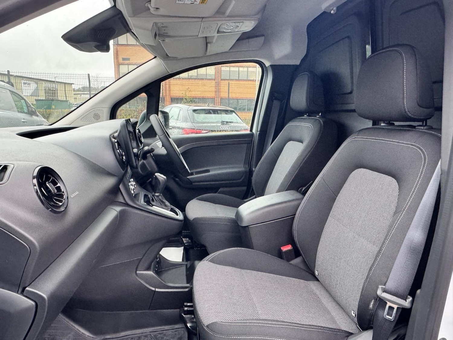 Used Mercedes-Benz Citan 2025 for sale - 76549118: Photo 42