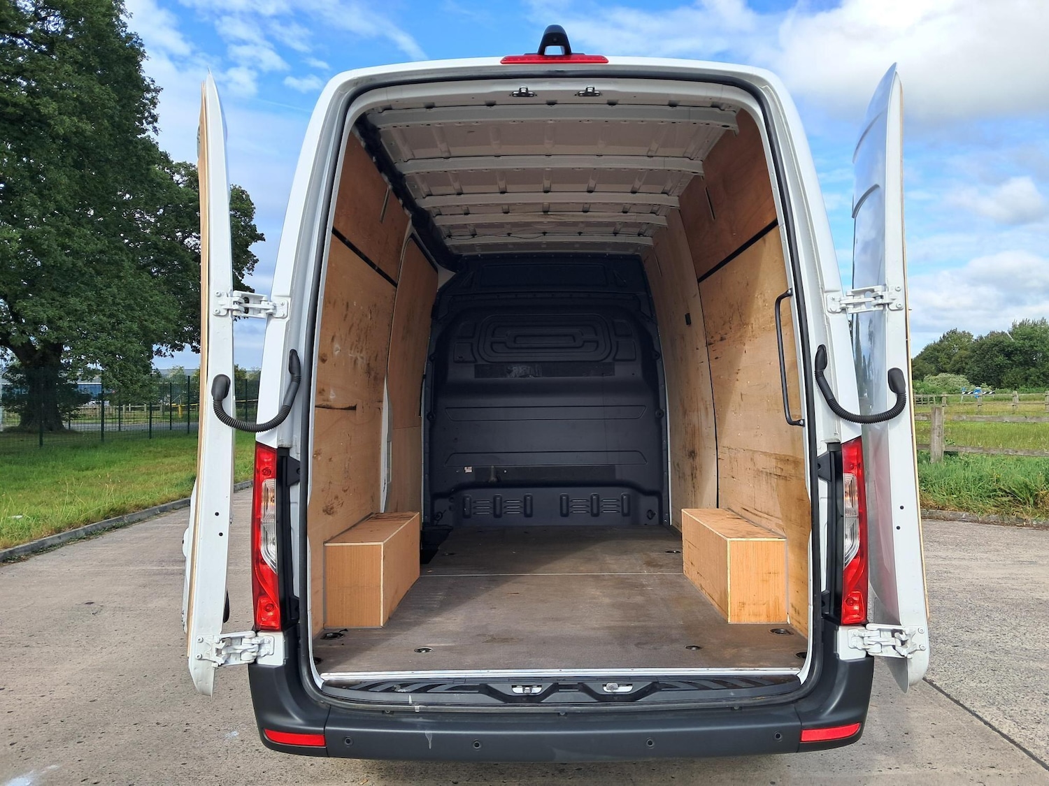 Used Mercedes-Benz Sprinter 2024 for sale - 77015776: Photo 8