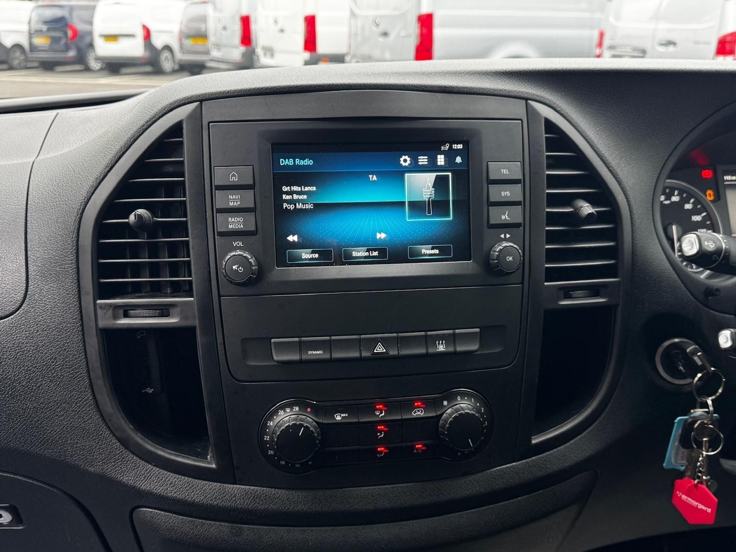 Used Mercedes-Benz Vito 2023 for sale - 77425985: Photo 24