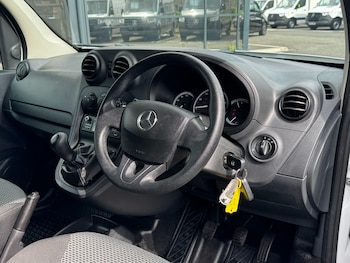 Used Mercedes-Benz Citan 2018 for sale - 78982195: Photo