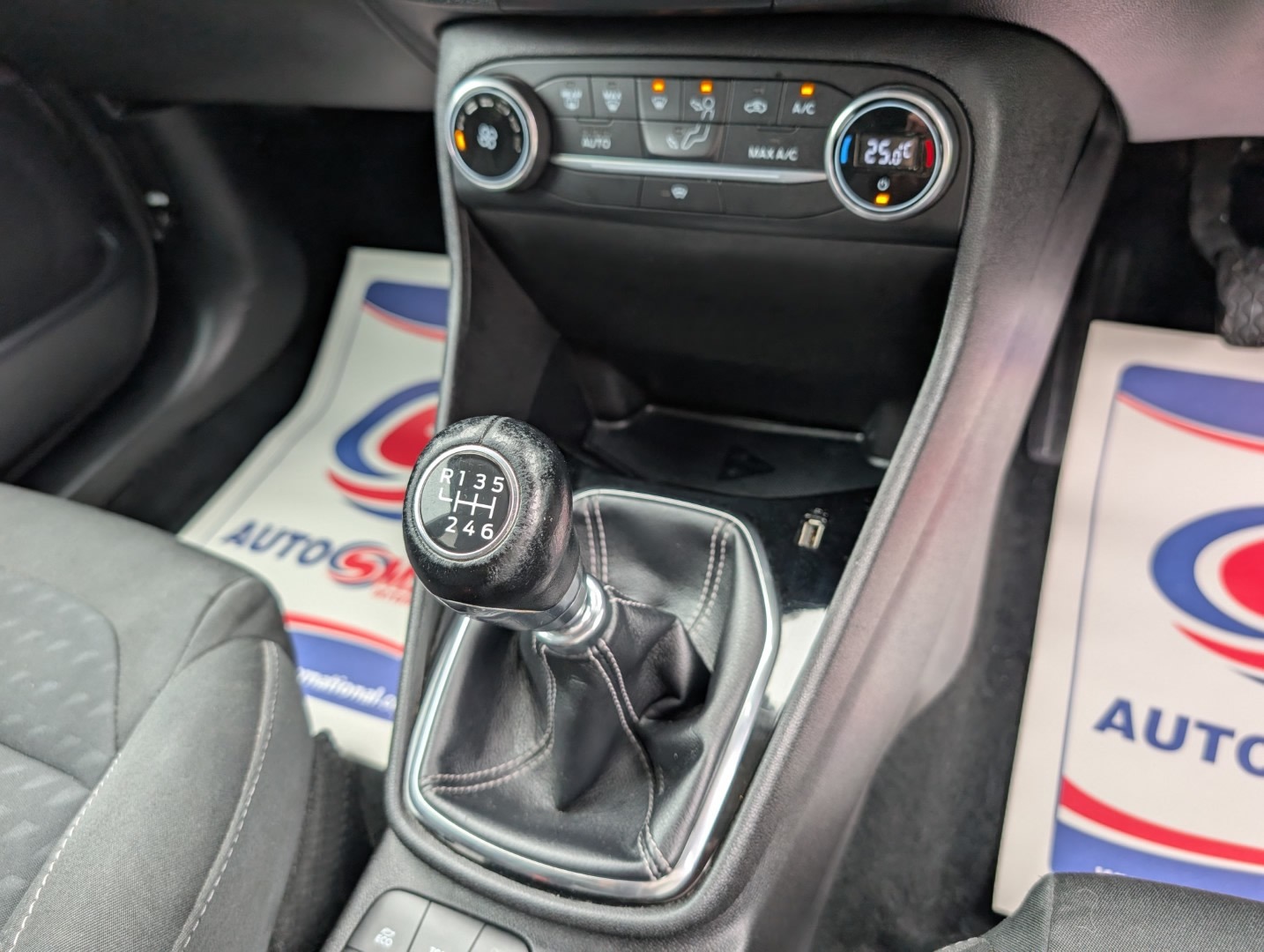 Used Ford Fiesta 2018 for sale - 76134560: Photo 22