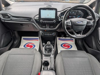 Used Ford Fiesta 2018 for sale - 76134560: Photo