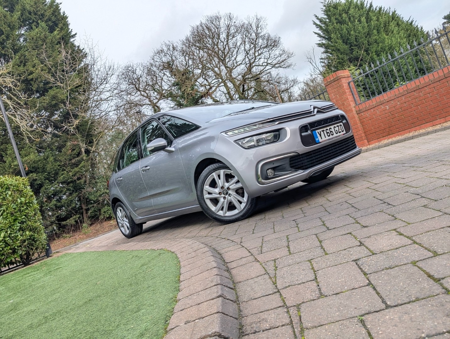 Used Citroen C4 Picasso 2016 for sale - 77517728: Photo 6