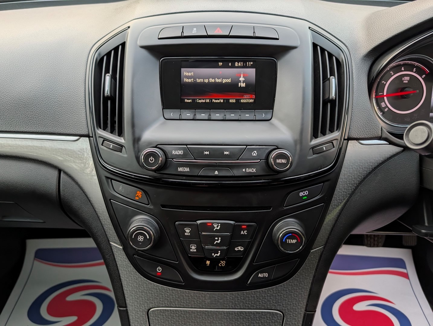 Used Vauxhall Insignia 2017 for sale - 76855345: Photo 19