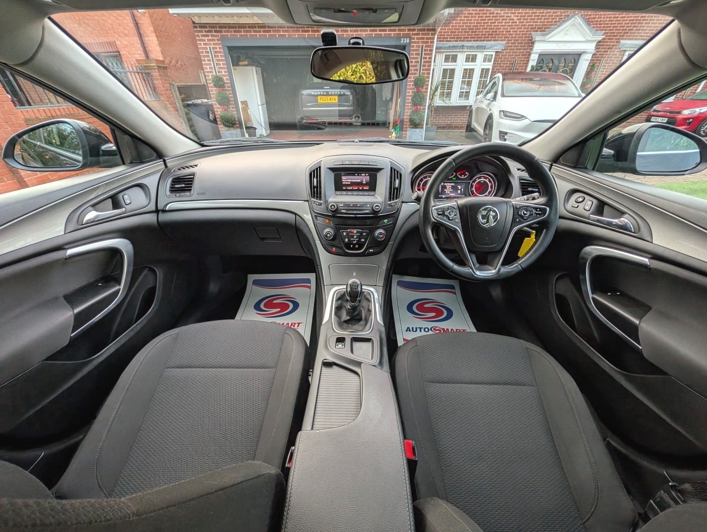 Used Vauxhall Insignia 2017 for sale - 76855345: Photo 4