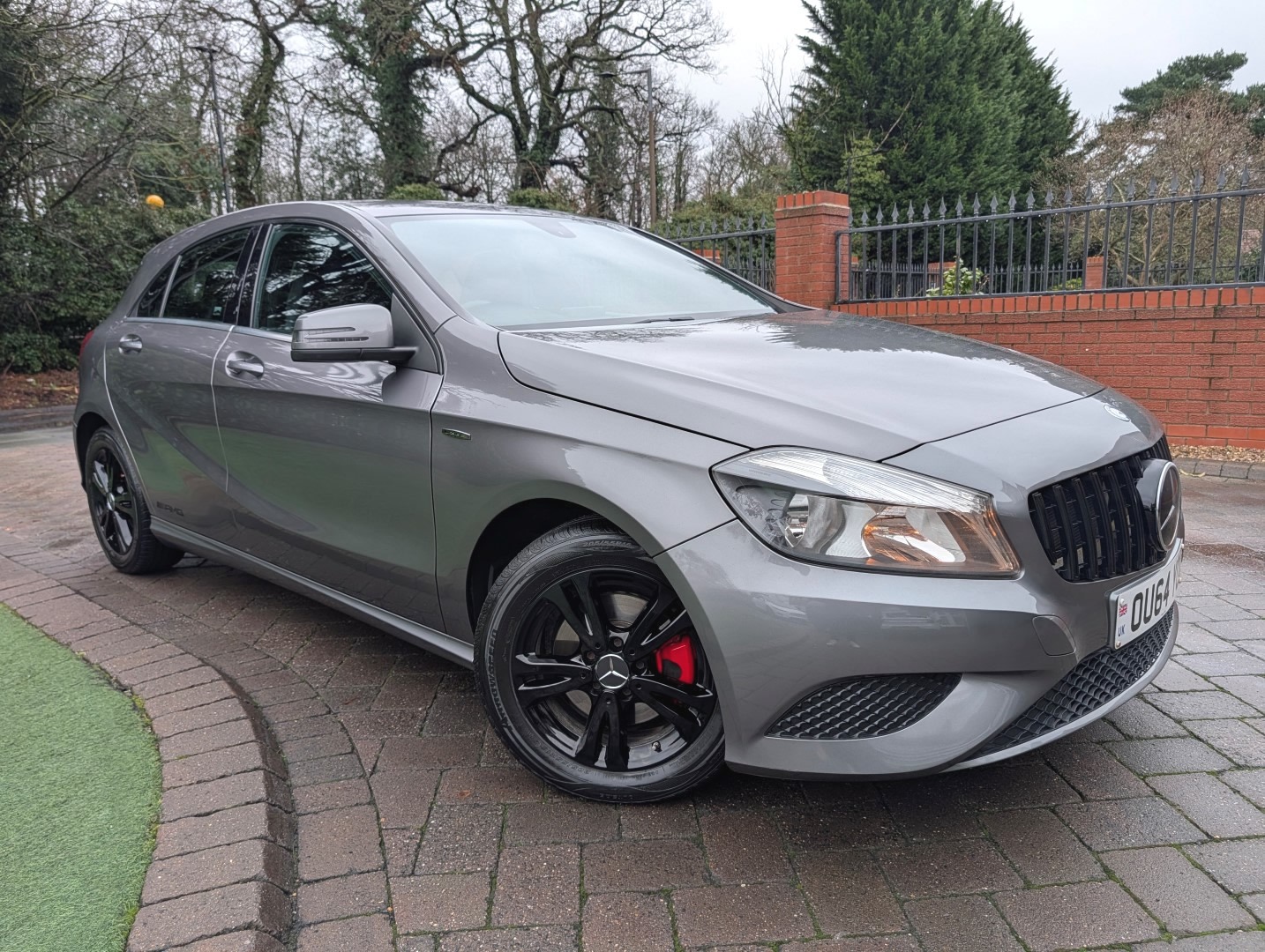 Used Mercedes-Benz A-Class 2014 for sale - 77282355: Photo 1