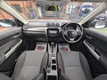 Used Suzuki Vitara 2017 for sale - 79575395: Photo