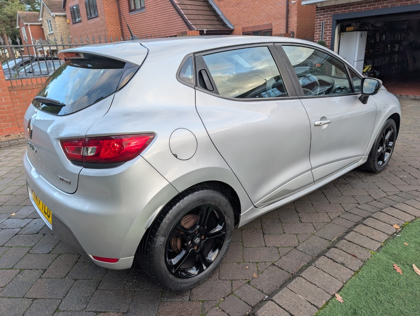 Used Renault Clio 2017 for sale - 76560671: Photo 13